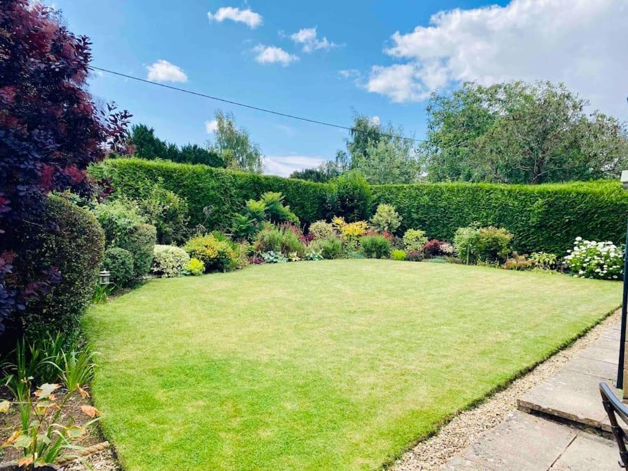 Cotswolds Luxury House In Central Bourton Large Sleeps 2-11. Pet Friendly. Esterno foto
